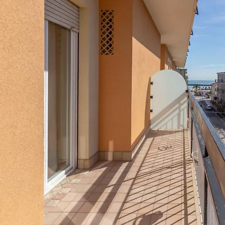 Hotel Ribot 3*