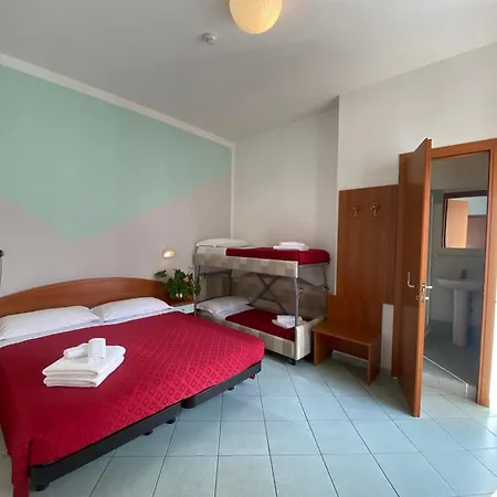 Hotell Caterina 3*