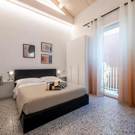 Zuara9room Bed & Breakfast *