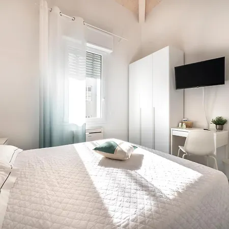 Bed & Breakfast Zuara9room *