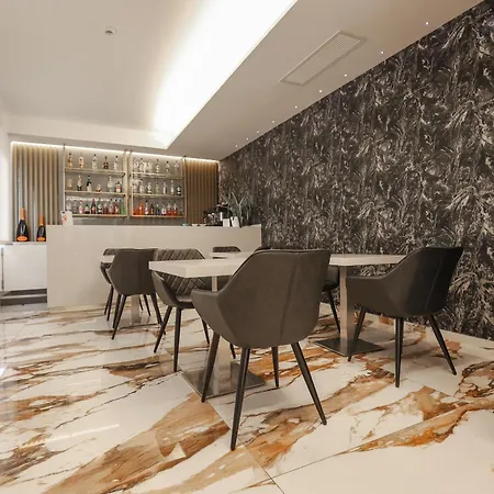 Hotel Cenisio