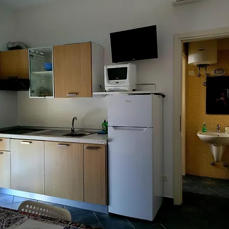 Desiree Hotel apartamentowy *