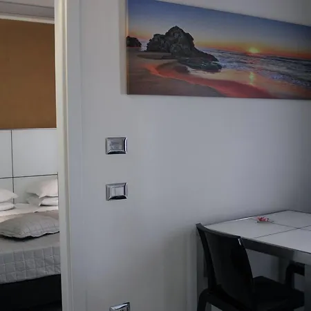 Atmosphere Hotell 4*