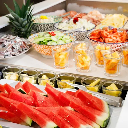 Ariane - Beachfront, Breakfast Xxl & Sea View 3*