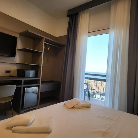 Giannini Hotel 3*