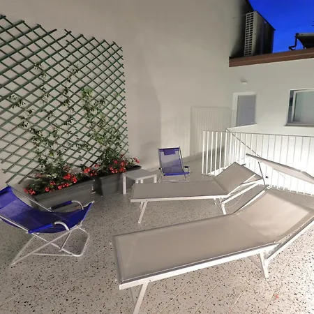 Zuara9room Bed & Breakfast Rimini