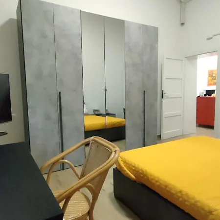 Casa Rossella Apartment *