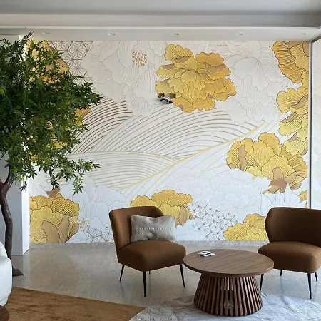 Golden Hotel