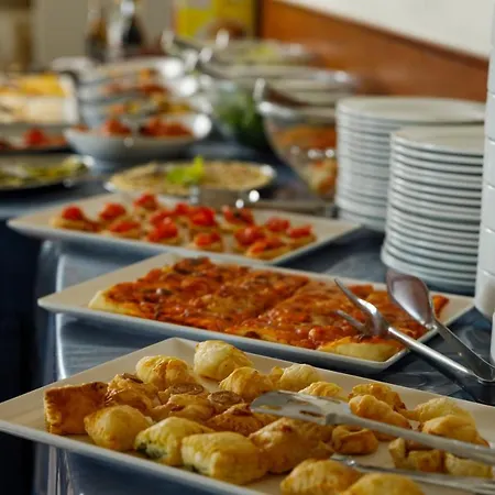 Roma Hotell 2*