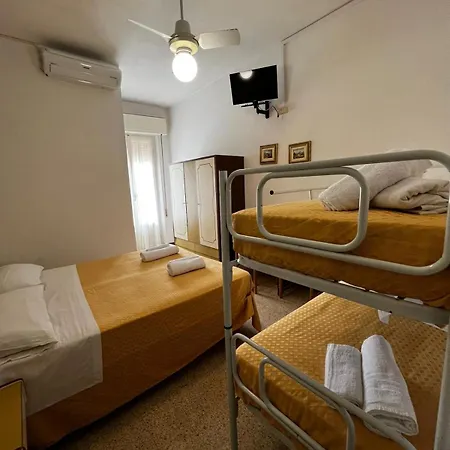 Hotell Till
