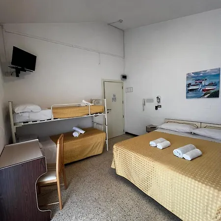 Hotell Till 3*