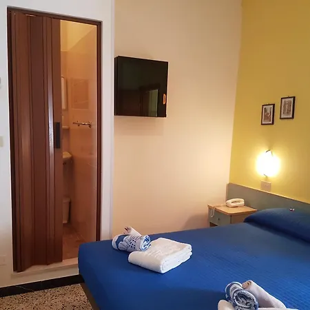 Ersilia Hotel 2*