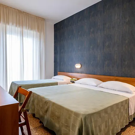 Atlas Hotel 3*