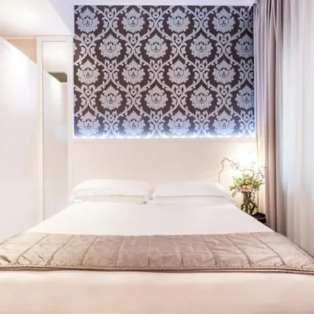Rosa Riviera 4* Римини