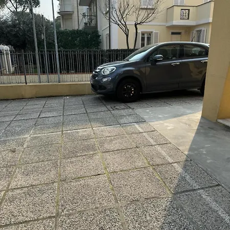 Roof Terrace Marina Centro - - Train Station - Wifi Apartment Rimini