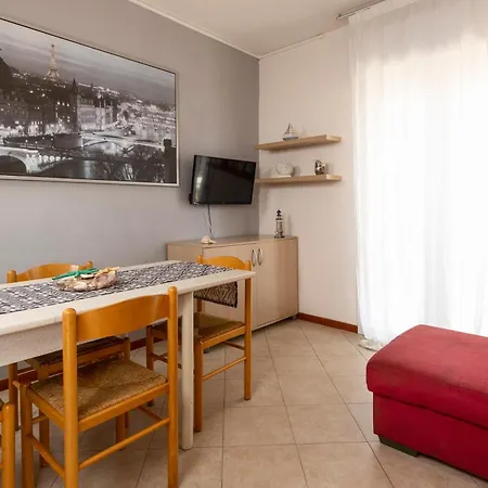Uno Studio&suites Aparthotel