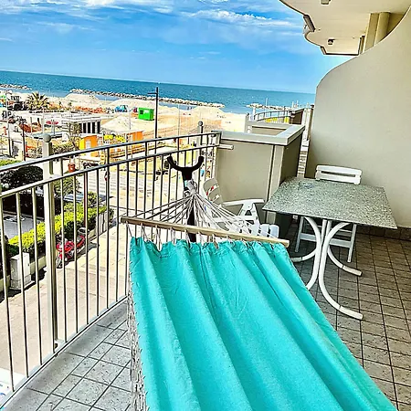 Frontemare Aparthotel