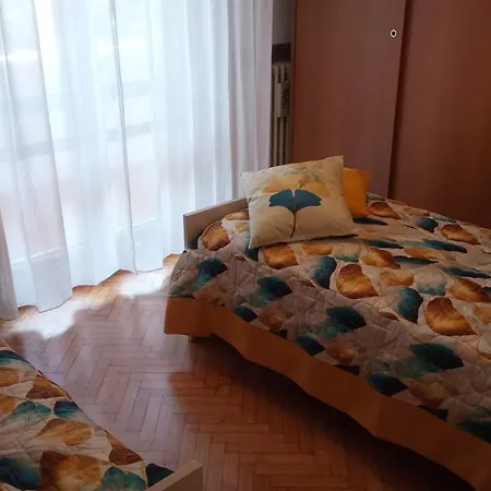 Angela 2 Apartment
