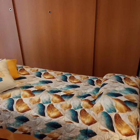 Apartment Angela 2 *