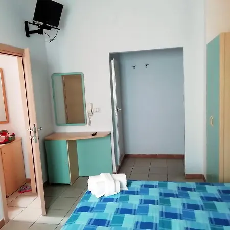 Szálloda New Happy