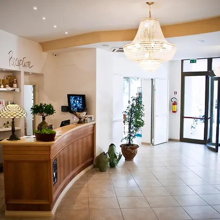 Hotel Sovrana &