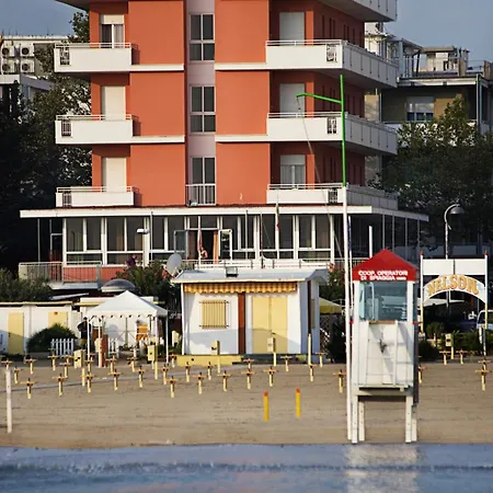 Отель Nelson 3*