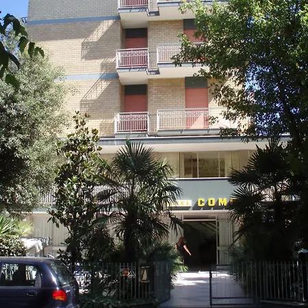 Hotel Como 2*