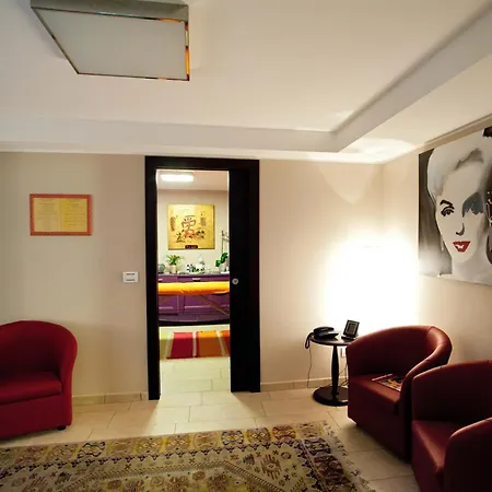 Hotell Terminal Palace &