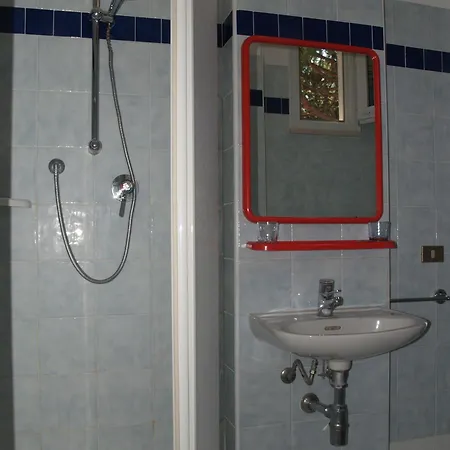 Hotell Acquazzurra 3*
