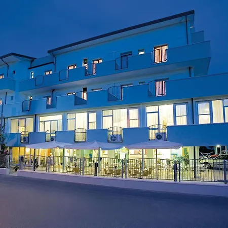 Hotel Letizia 3*