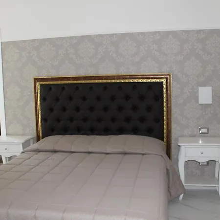 Отель Del Mare 3*
