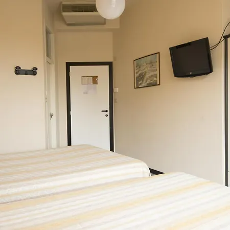 Airone Hotel 3*