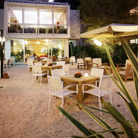 Hotel Airone 3*