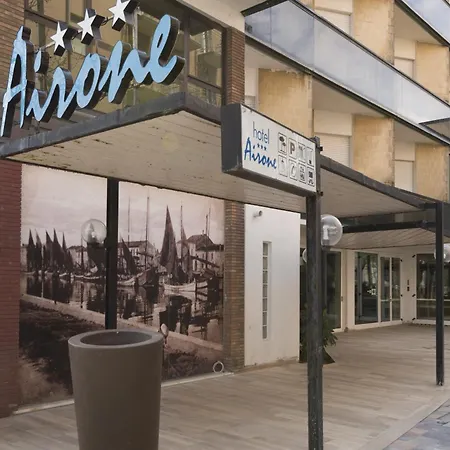 Airone 3* ريميني