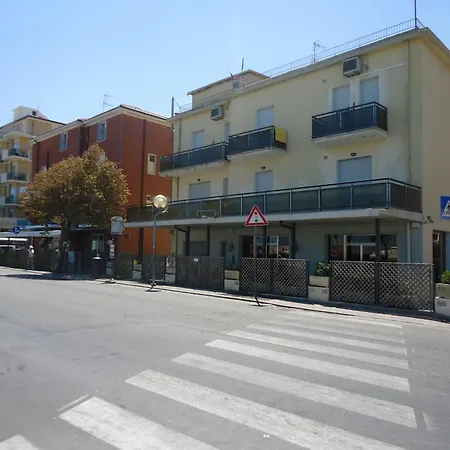 Hotel L&v 3*
