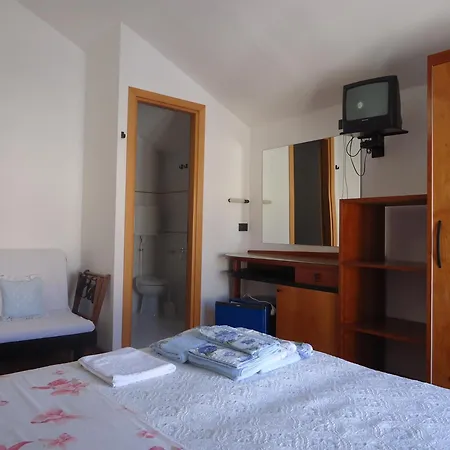 Hotel L&v Rimini
