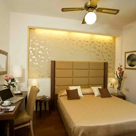 Apollo Hotel