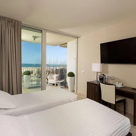 Mercure Lungomare Hotel 4*