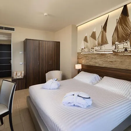 Mercure Lungomare 4* Rimini