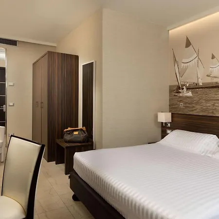 Hotel Mercure Lungomare 4*