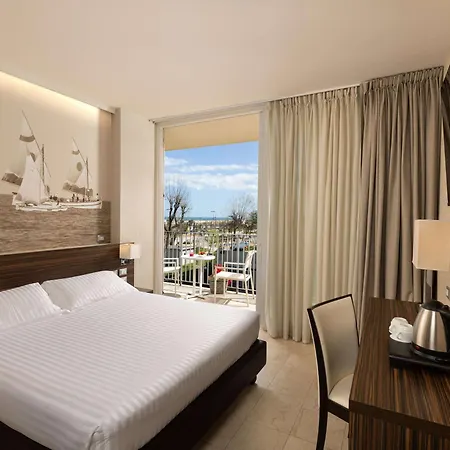Mercure Lungomare Hotel 4*
