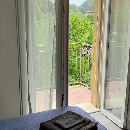Casa Sardina, Per Mare E Fiera