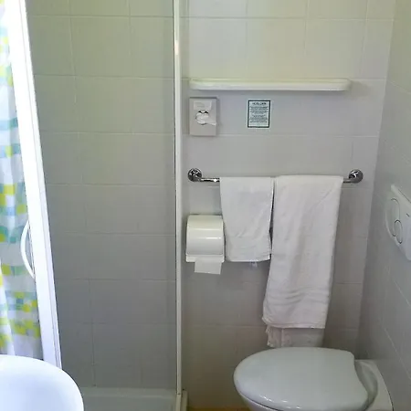 Capri Hotel 2*