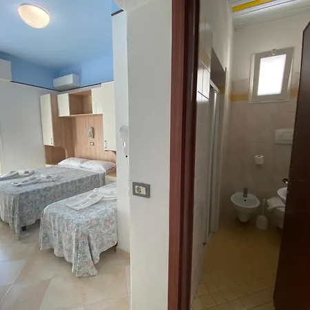Nanni Garni Bed and breakfast 2*