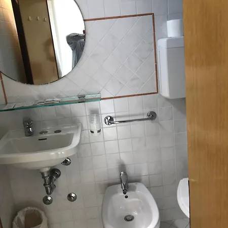 Hotel L&v Rimini