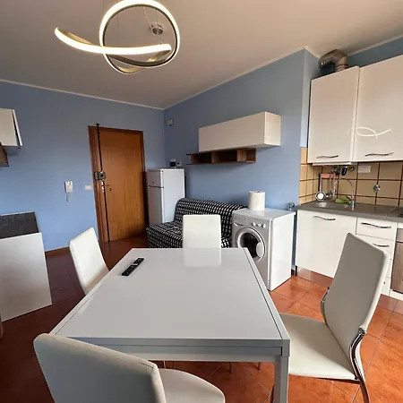 Bilocale 1 Min Dal Mare Parcheggio E Ac - Il Lupo Affitta Apartment
