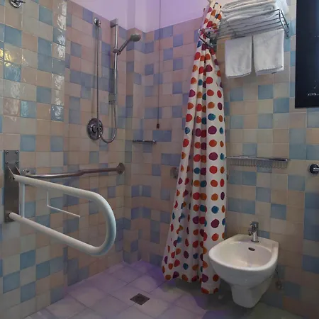 Ali D'oro Hotell 3*