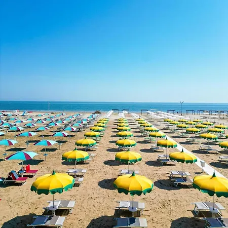 Parco Fellini 3* Римини