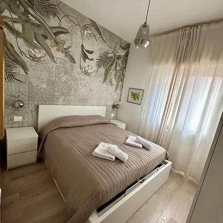 Roof Terrace Marina Centro - - Train Station - Wifi *