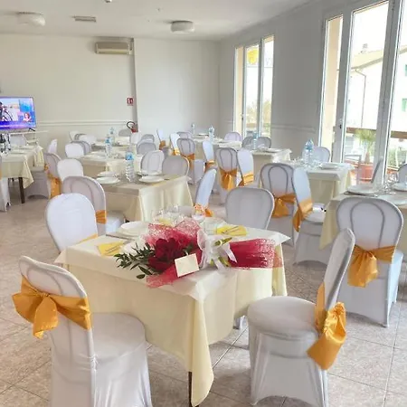 Acapulco Hotel